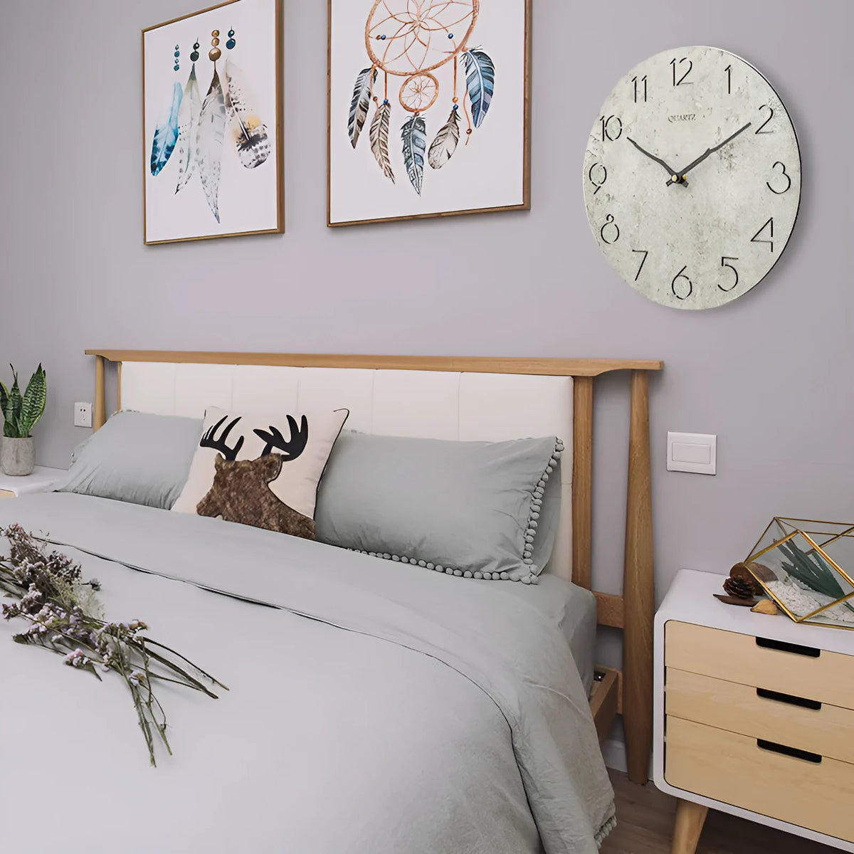 Grey single-sided modern wall clock in European style for living room household use