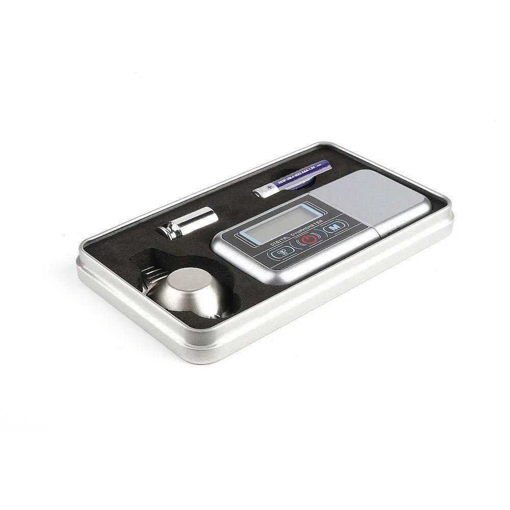 Precision digital scale with 100g capacity and 0.005g accuracy for jewellery and herbs