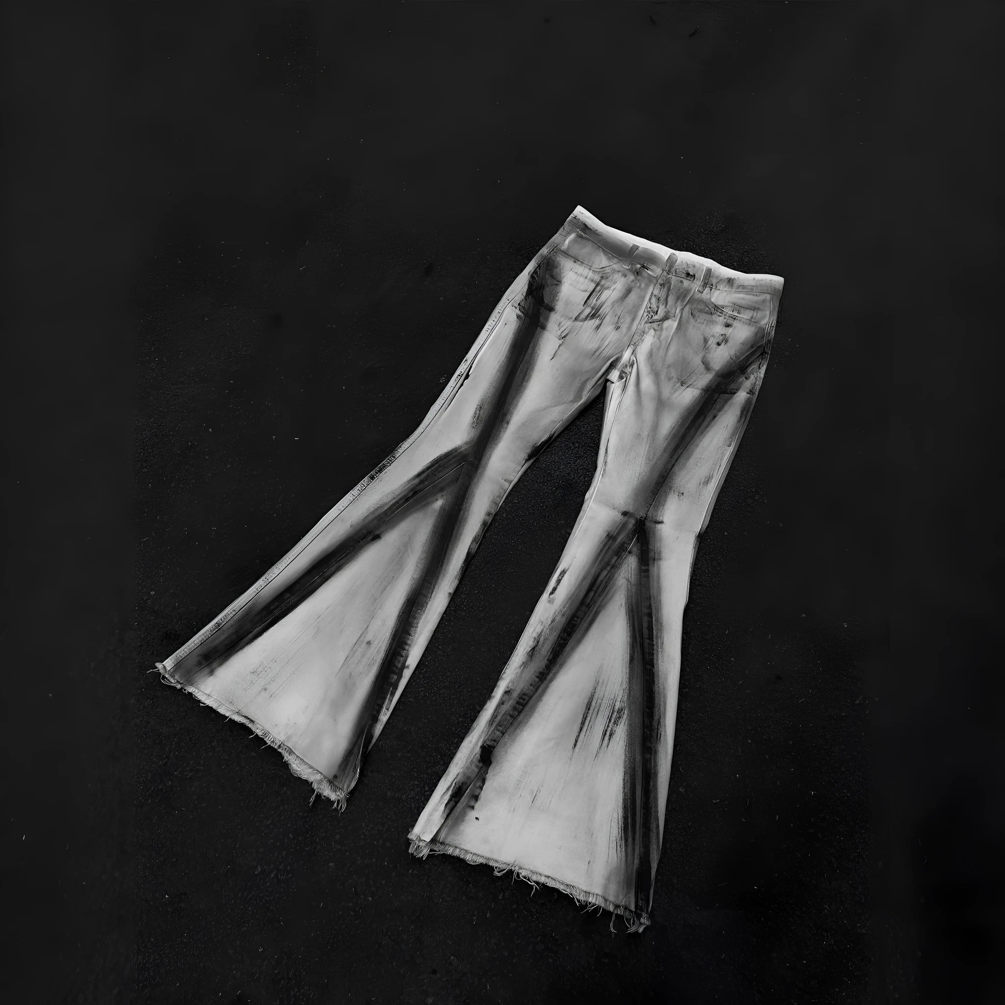 White cotton selvedge denim jeans with a mid waist and zip fly, shown on a size chart.