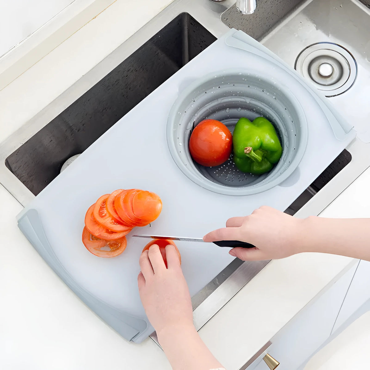 Grey 3 in 1 chopping board with detachable drain basket, 50cm x 28.5cm, PP and TPR, 1cm thick