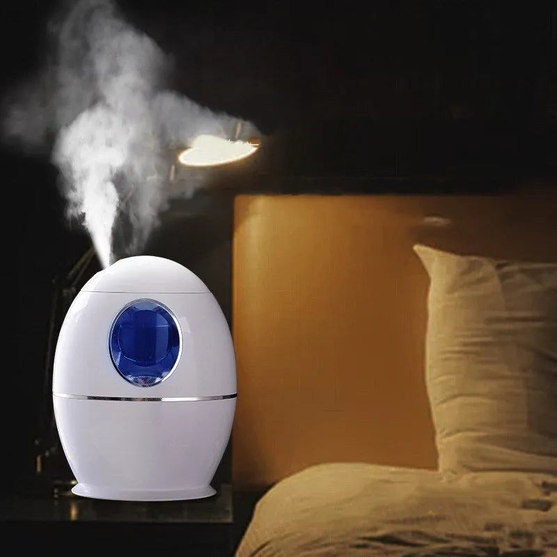 White columnar USB-powered humidifier with 2.5 litre tank for large rooms up to 60 square metres