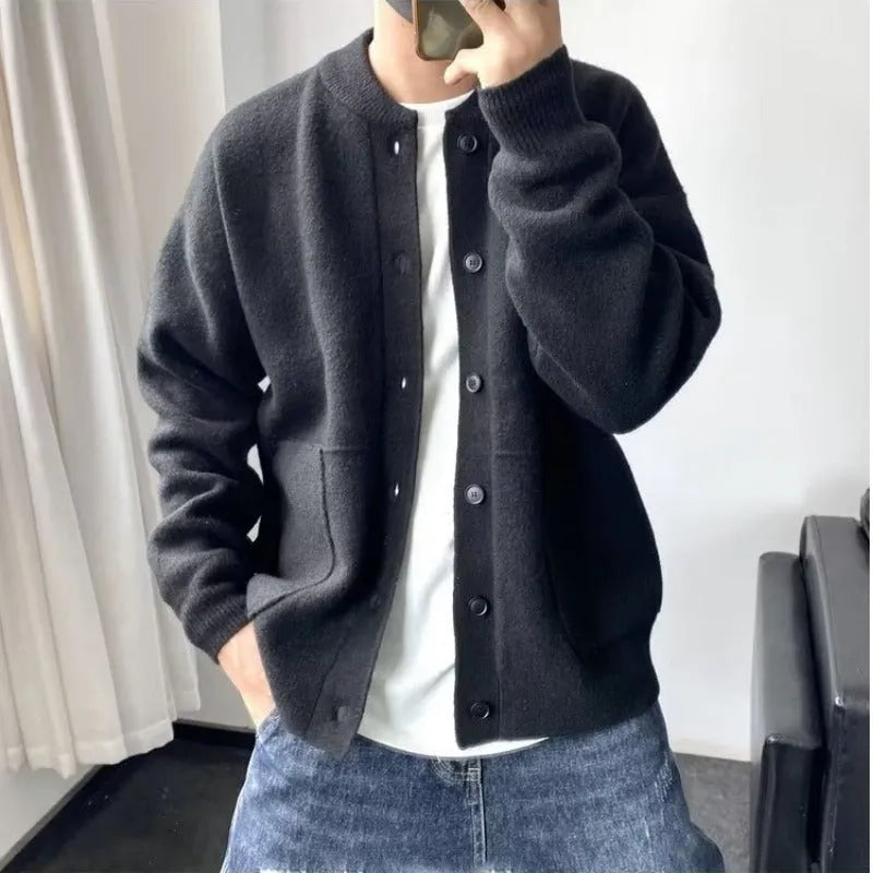 Men's loose cardigan sweater in black, green or apricot with round neck and long sleeves