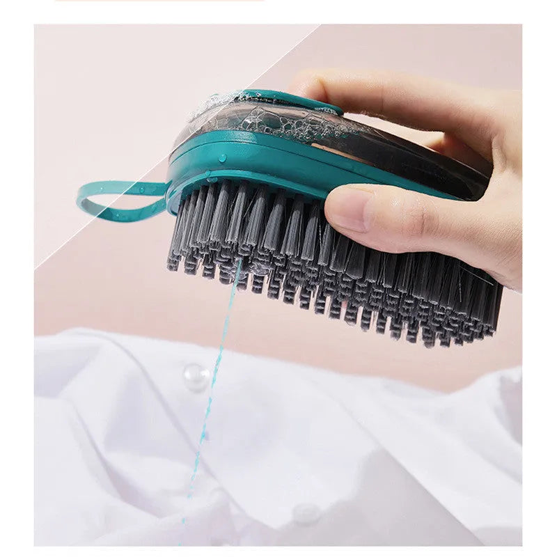 Automatic liquid cleaning brush in ABS plastic with ergonomic grip for shoes and laundry