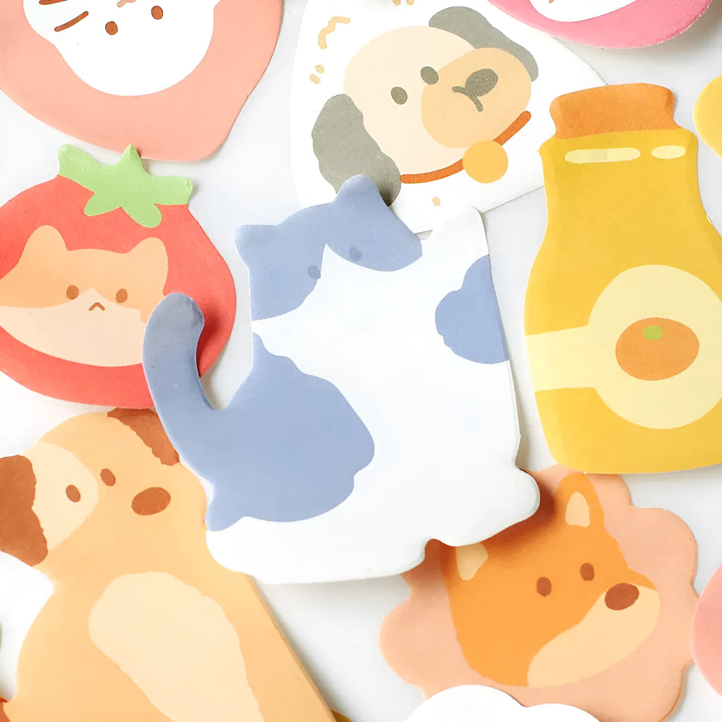 Small animal shaped sticky note set with 90 pages and six colourful cover designs