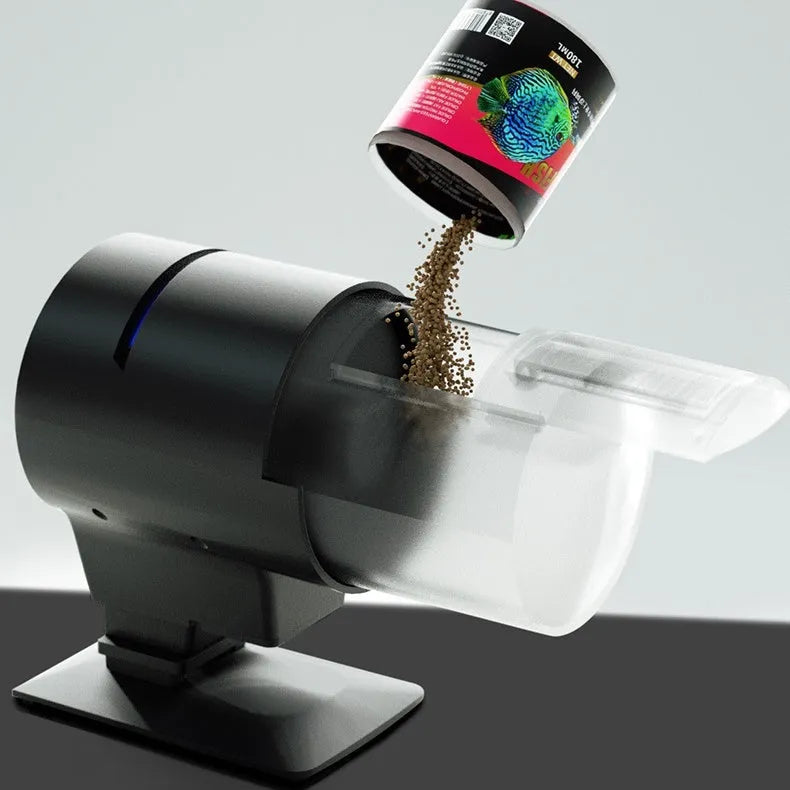 Black automatic aquarium fish feeder with 210ml silo, plastic body, 2 No. 5 battery power