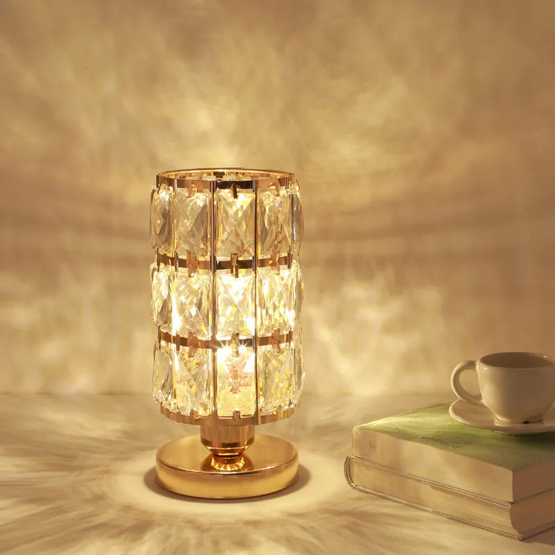 Gold table lamp with iron art and crystal, E27 light source, for bedside bedroom living room study 5-15m2