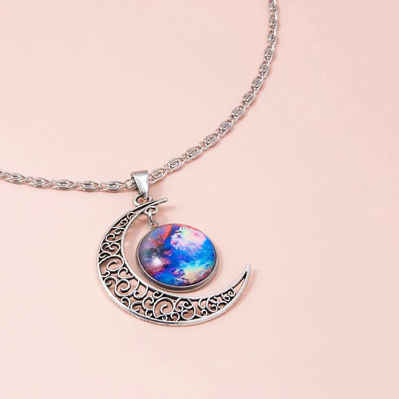 Silver moon pendant necklace with 18mm glass on a 40+5cm Figaro chain for women and girls