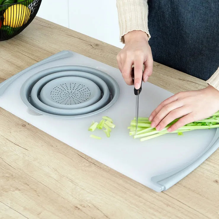 Grey 3 in 1 chopping board with detachable drain basket, 50cm x 28.5cm, PP and TPR, 1cm thick