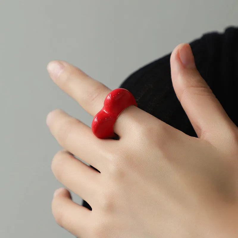 Zinc alloy heart ring with 3D enamel finish in colour options of black, pink, purple or red