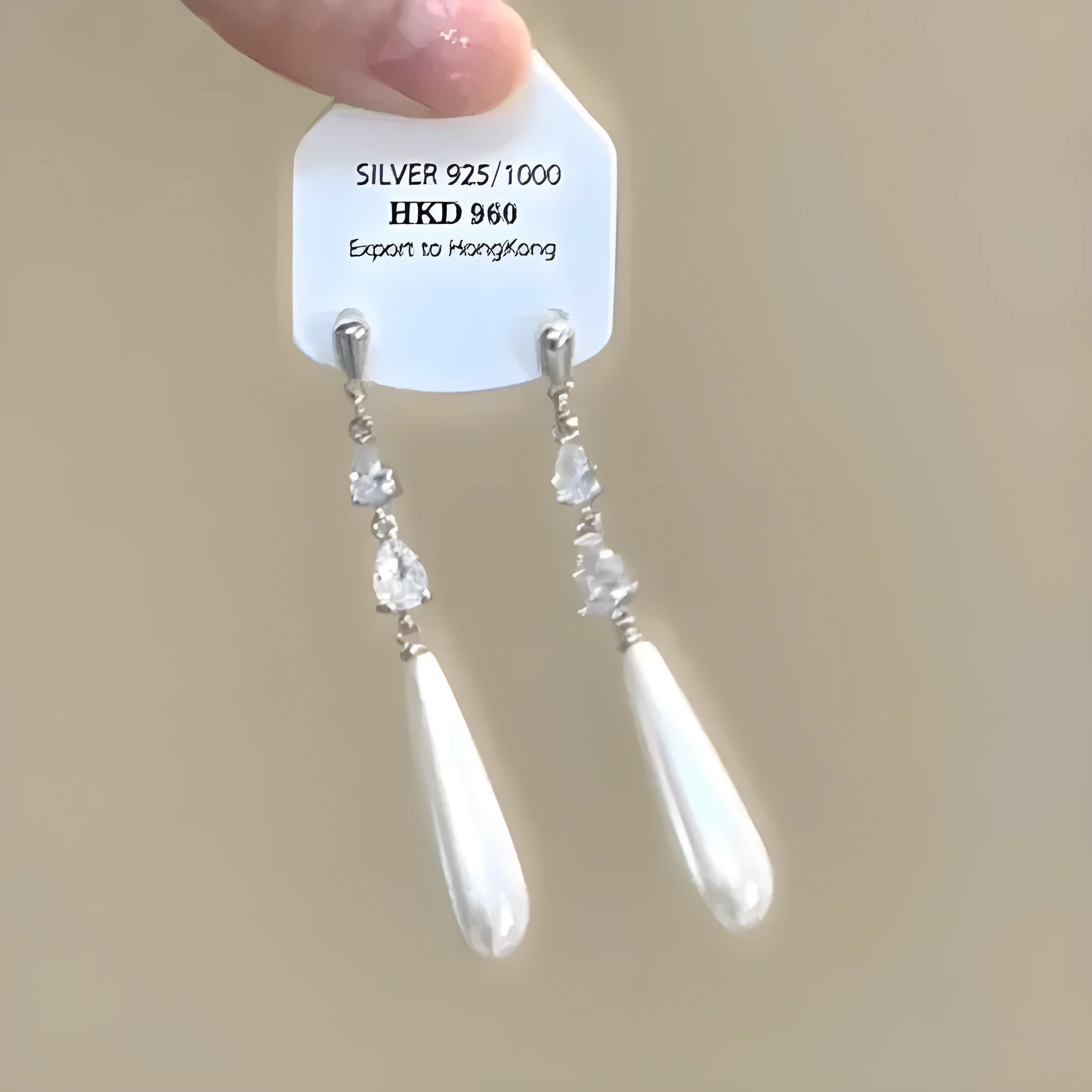 Geometric alloy ear clips with rhinestone heart decoration and electroplated finish