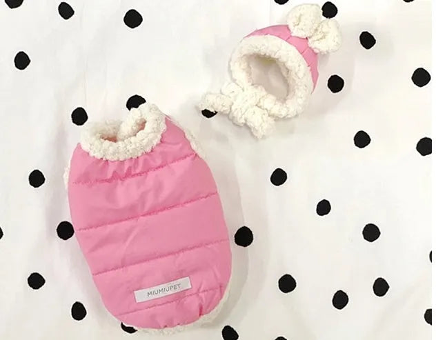 Cotton-padded pet coat in yellow, black and pink, sizes XS to XL for dogs and cats.