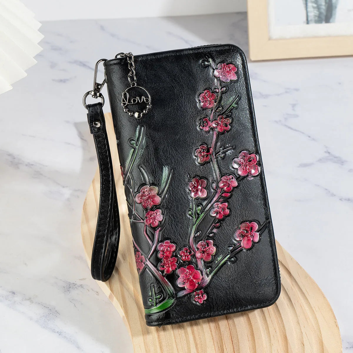 Embossed hand-painted floral pattern zipper handbag in retro style with black PU leather