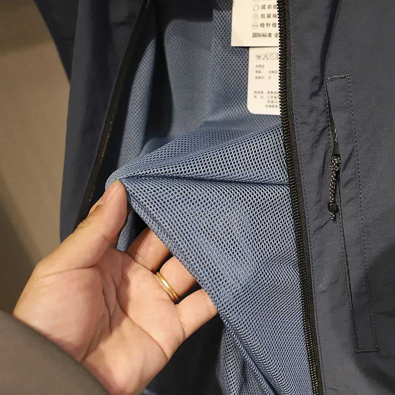Men's retro bandage style quick-drying nylon vest in straight cut with side seam pockets.