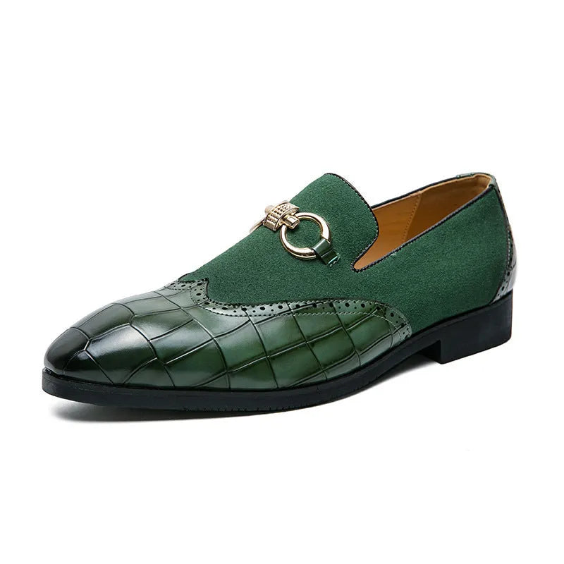 Men's black Korean style casual shoes with pointed toe design and rubber sole