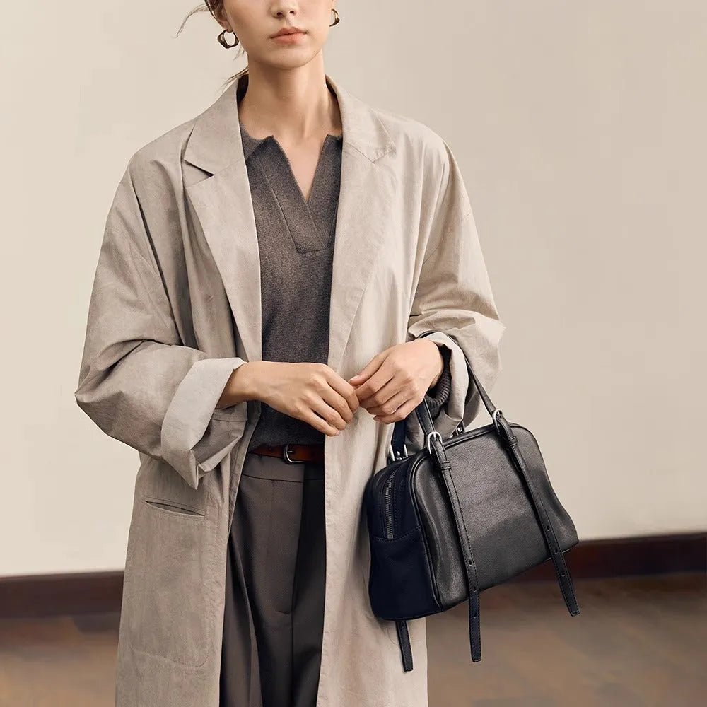Women's retro genuine leather shoulder bag with horizontal square shape and double shoulder straps