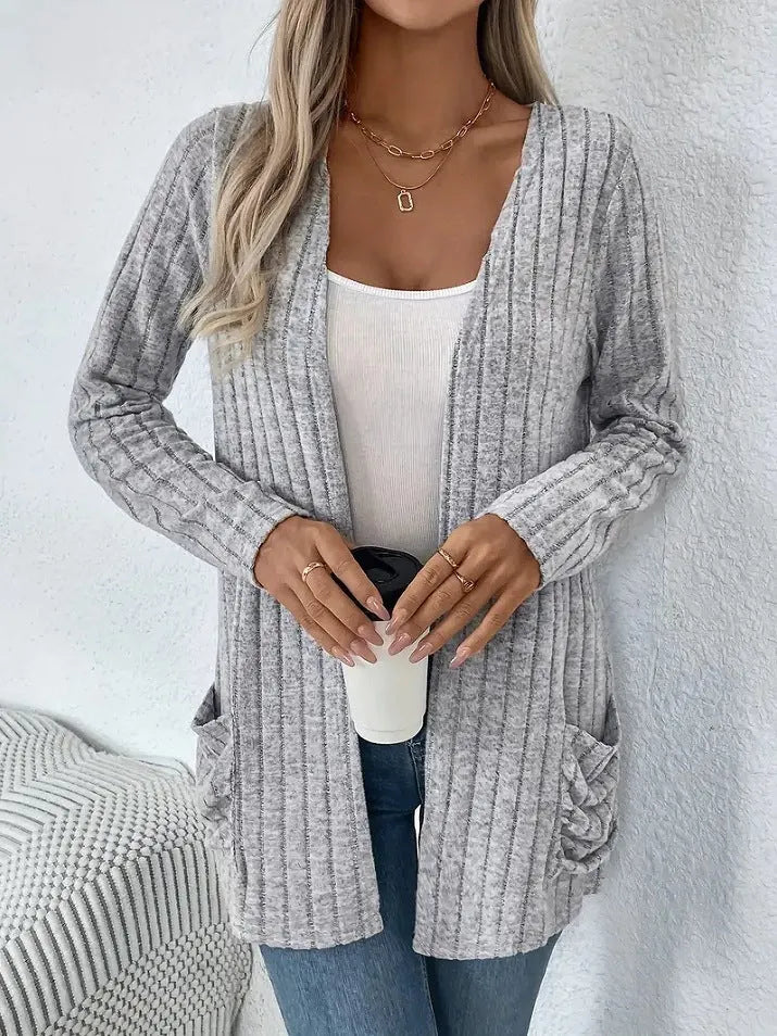 Plus size loose fit cardigan with long sleeves and pockets in black or granny grey colour