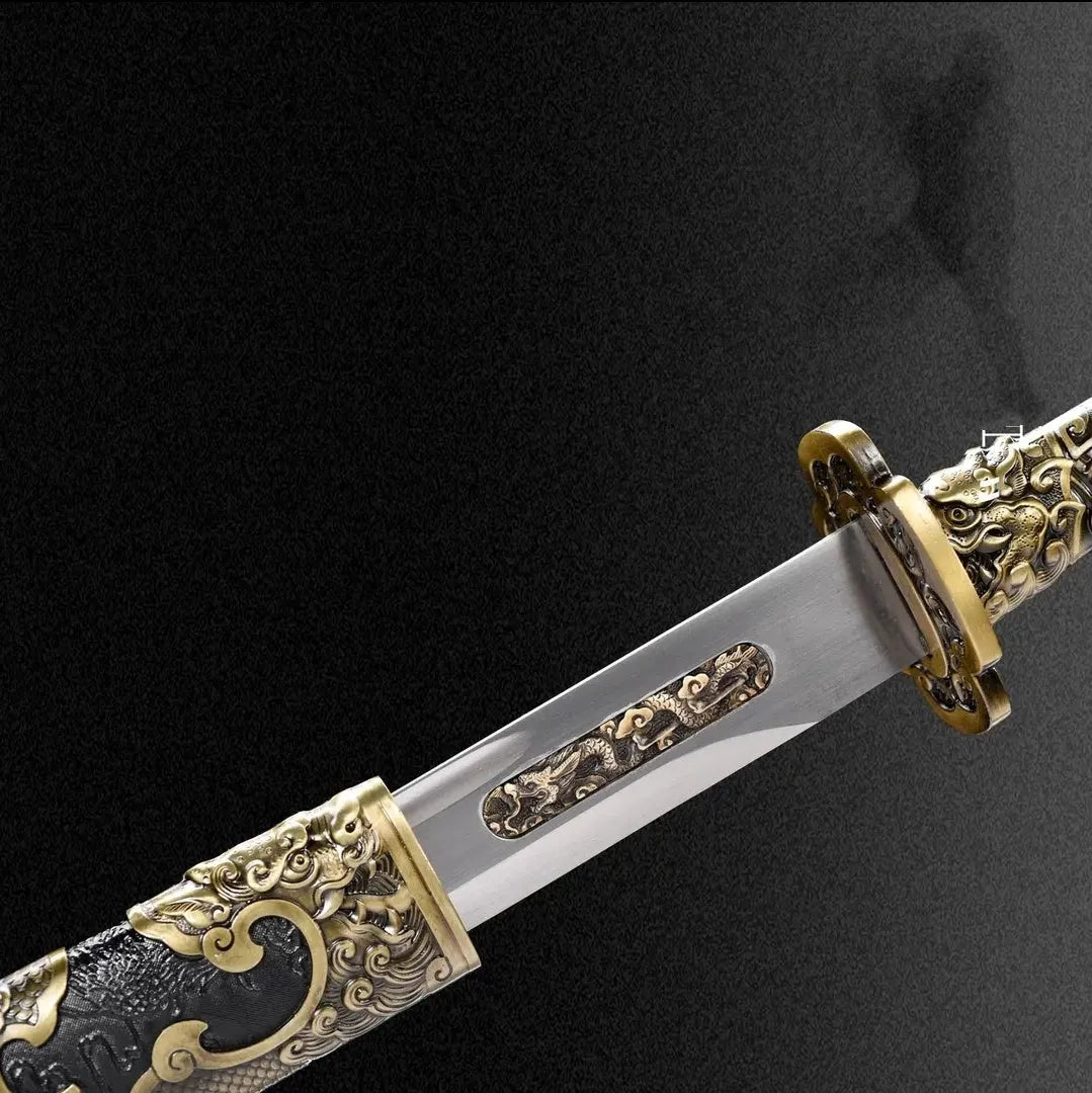 Fulong Wild Goose Feather Saber with integral keel, 108cm length, unsharpened high manganese steel blade, and leather-covered scabbard