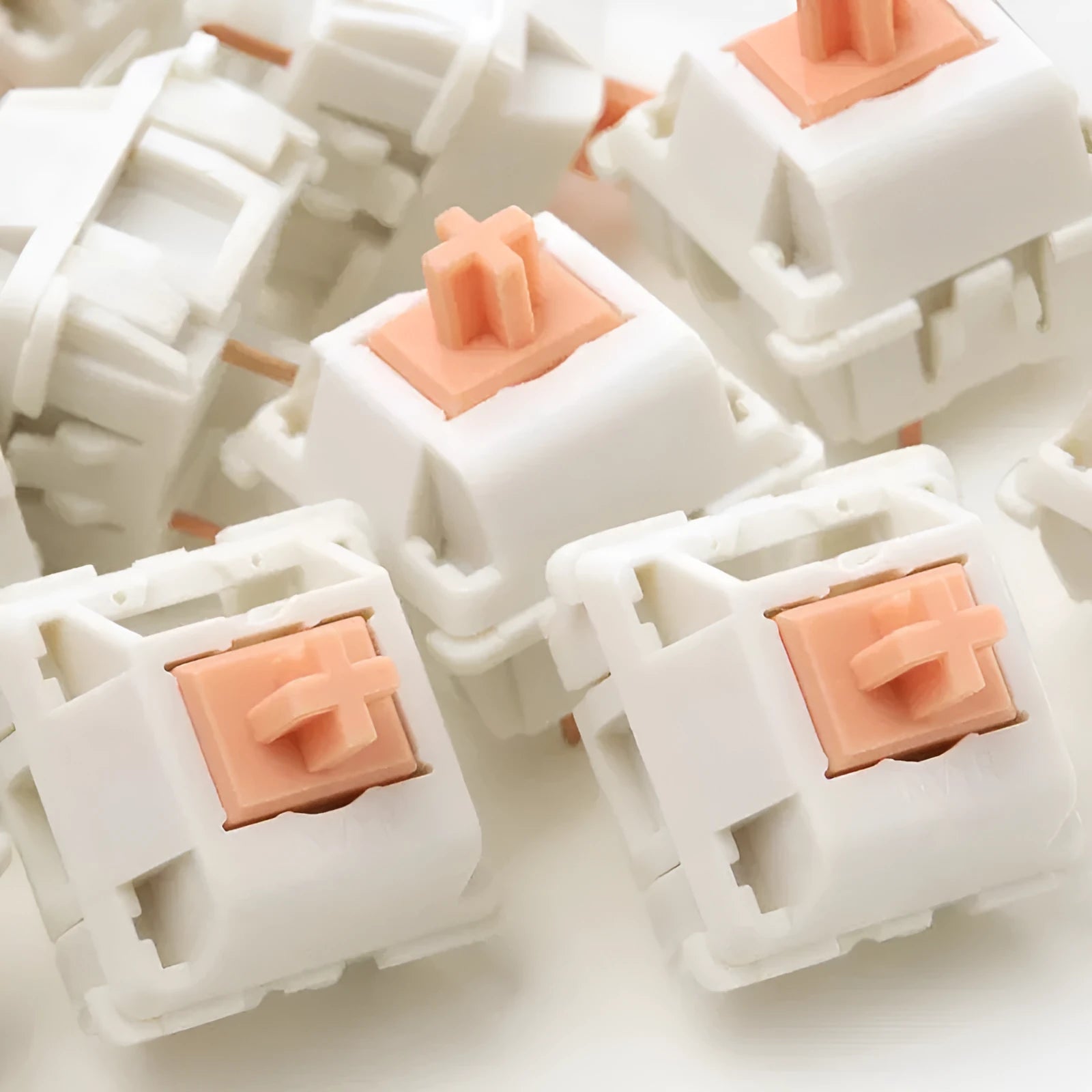 Panda tactile mechanical keyboard switch for DIY keyboard building with 5-pin PCB mounting