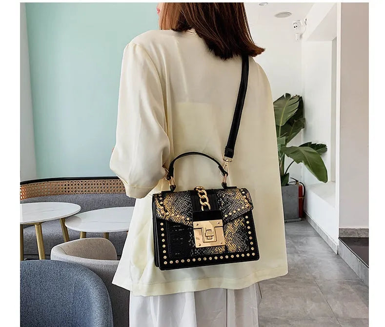 Women's alligator shoulder bag in PU fabric, 21cm x 15cm x 9cm, shown in available colours