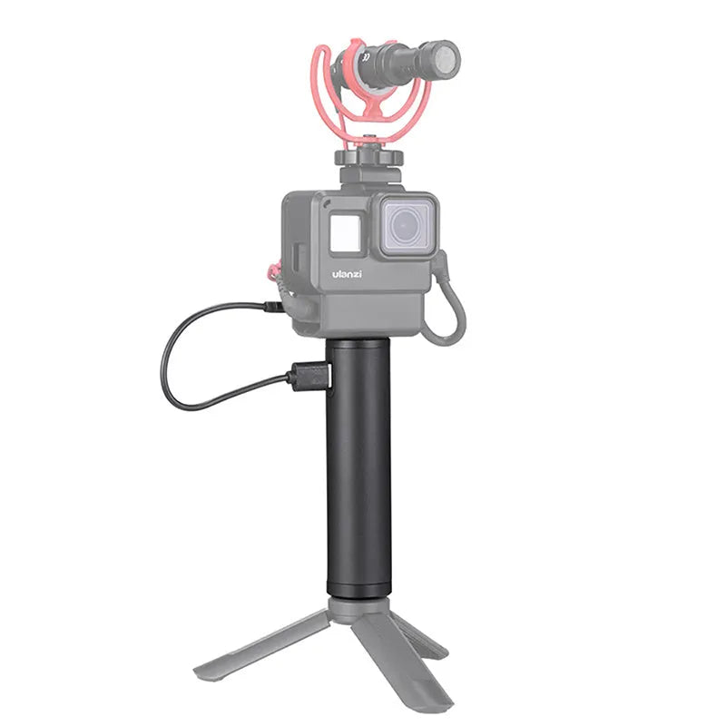 Black aluminium alloy power bank handle with 6800mAh capacity, shown next to a mobile phone.