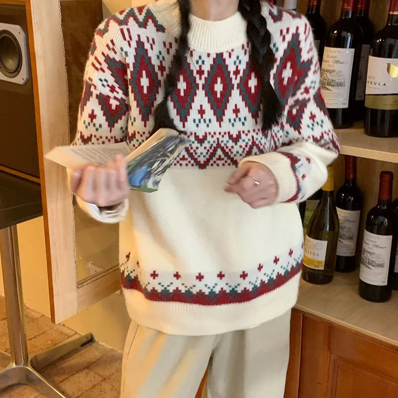 Striped pullover knitted top in loose retro idle style with long sleeves