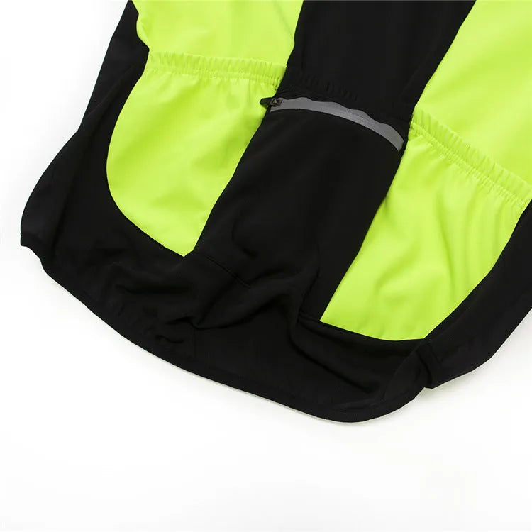 Soft shell thermal fleece cycling jacket in black with green, unisex polyester, sizes S to XXL, 586G