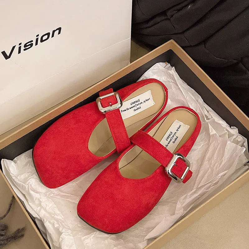 Women's flat closed toe slippers with square head design in apricot colour