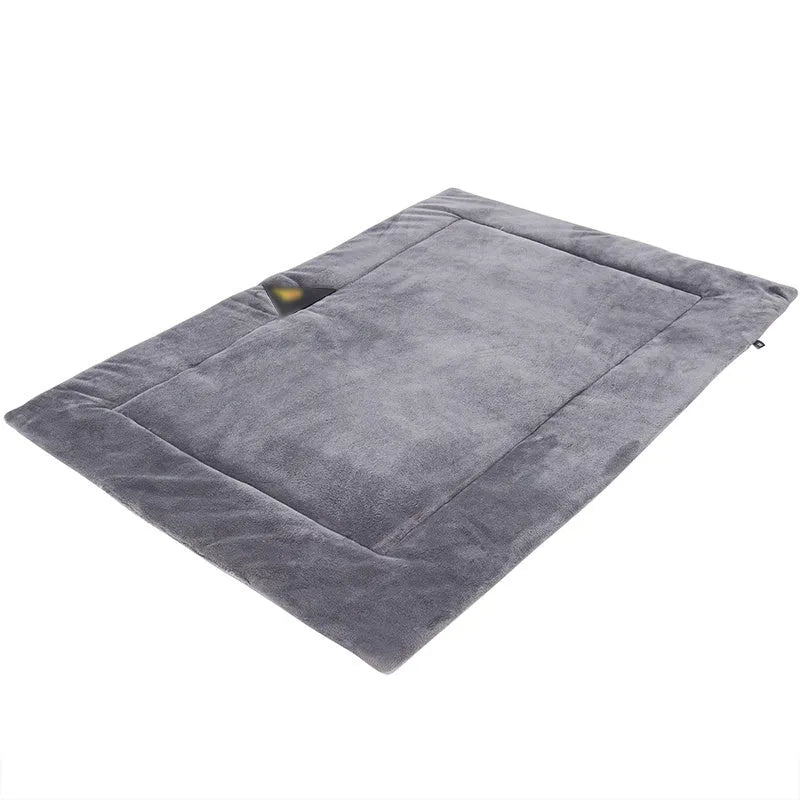 Self heating pet mat in brown, nylon fleece, anti-slip, machine washable, size S to XL