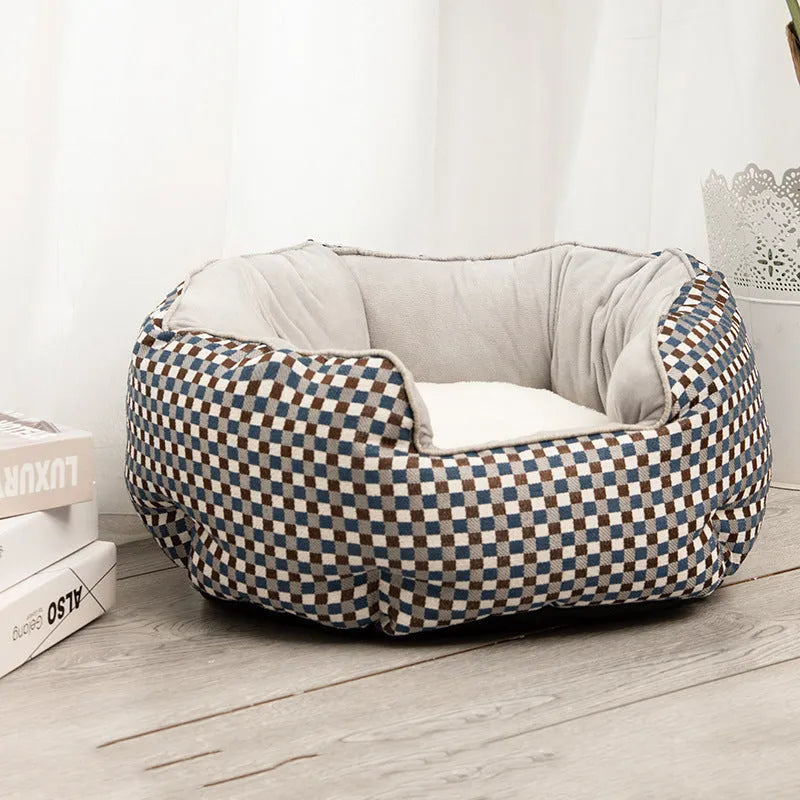 Octagonal pet bed with soft wool point design and removable mats for cats and small dogs