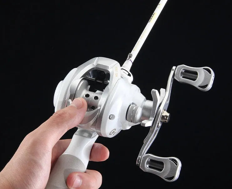 Small white micro bait casting reel drip wheel with high speed ratio for miniature fishing