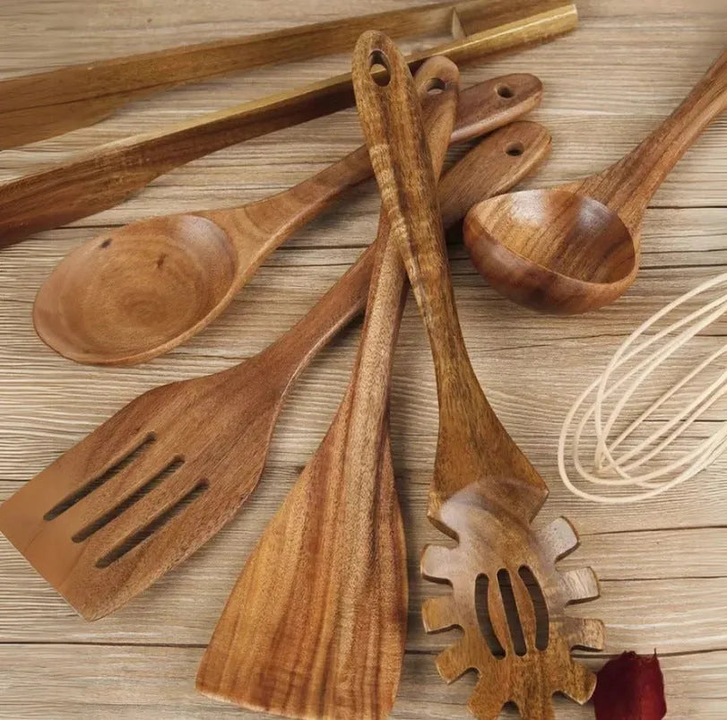 7-piece wooden cooking utensil set for non-stick pans with spoon shovel and six additional tools