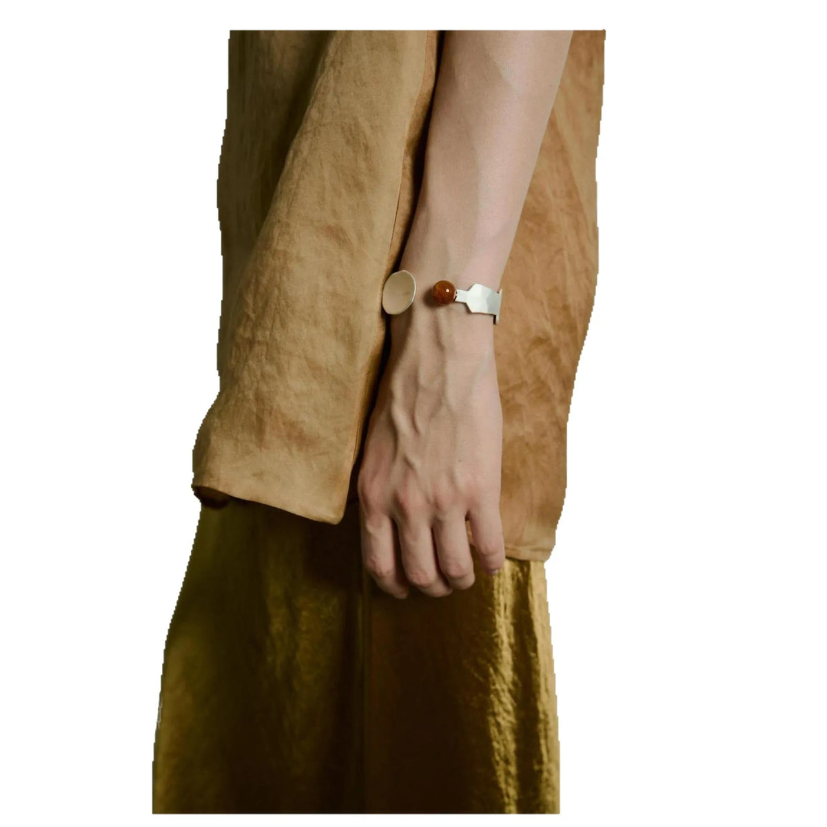 Small round spoon stewed pork themed alloy ring and bracelet set with electroplated silver-tone finish and diamond shape design