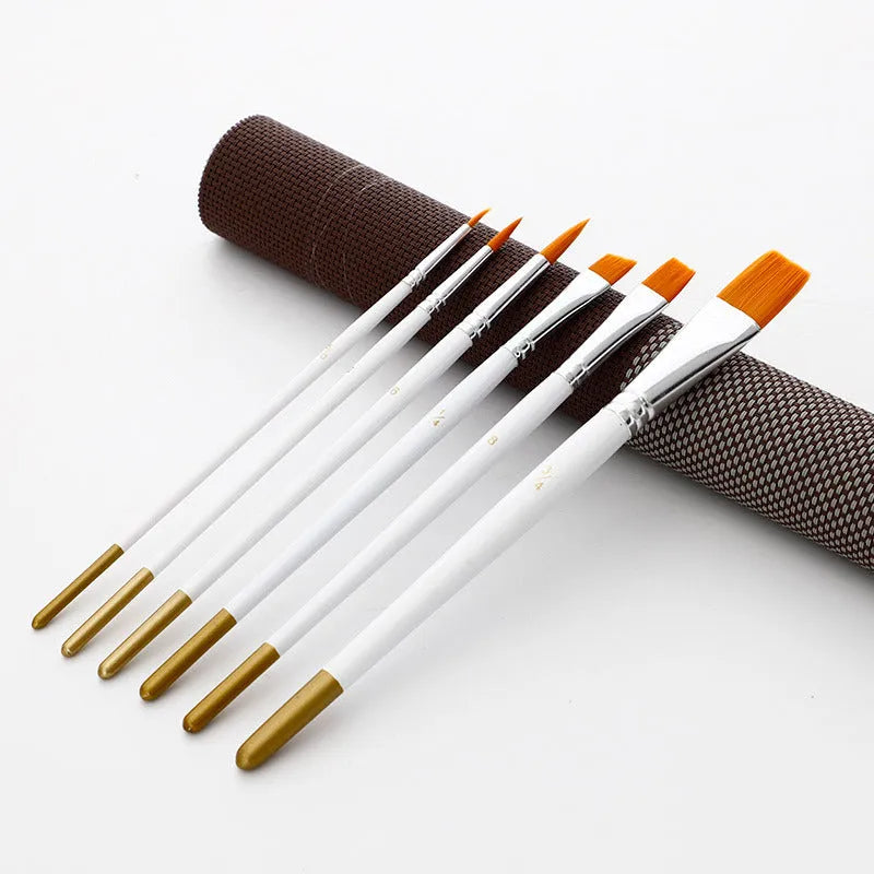Set of six wooden-handle paint brushes with aluminium ferrules for watercolour and acrylic painting.