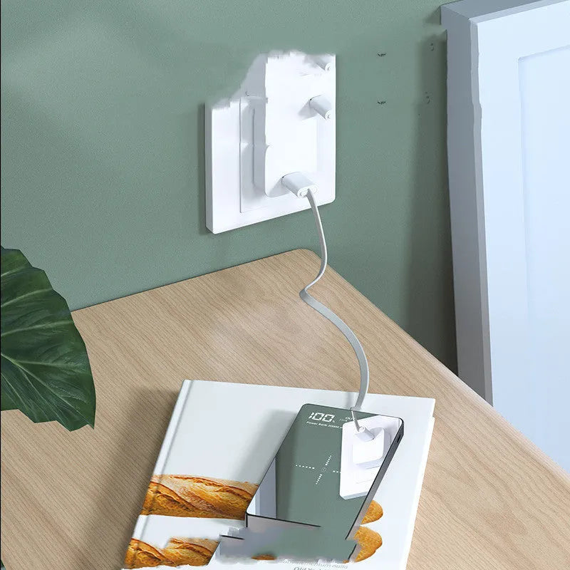 20000mAh power bank with digital display, dual USB ports, black or white mirror finish, size 73 mm x 153 mm x 22 mm