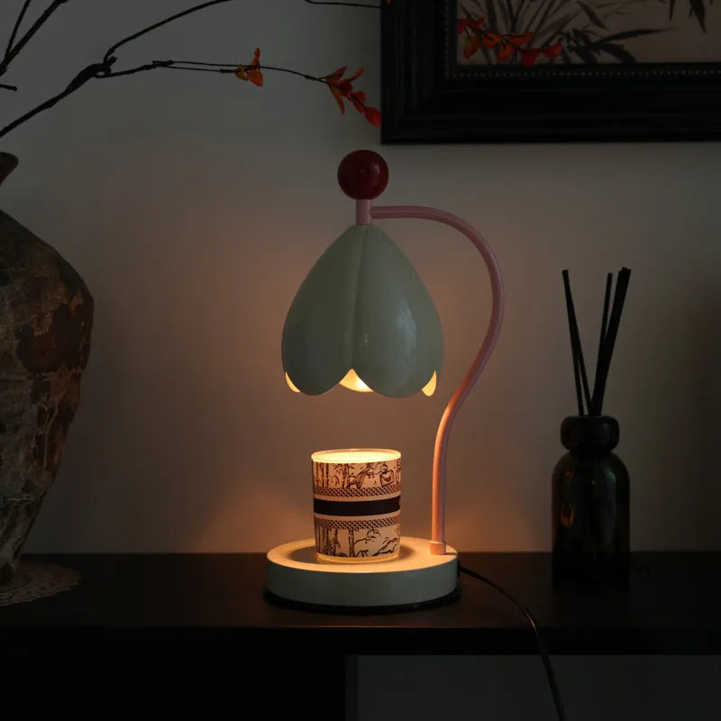 Ancient style melting wax fragrance lamp with metal holder in cream white or dark green