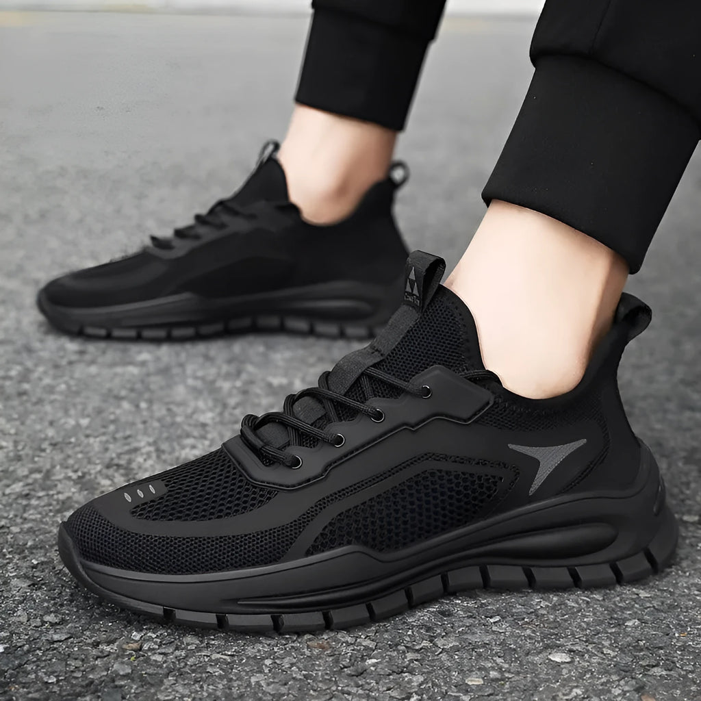 Men's breathable mesh sports shoes, low top, flat heel, PVC sole, black or gray, sizes 39-44.