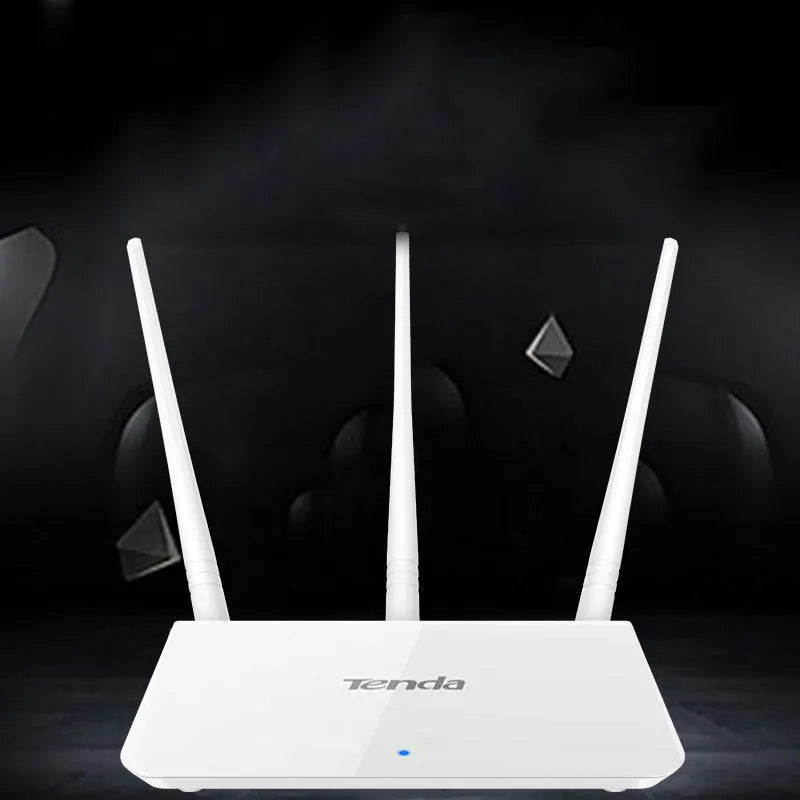 White wireless dual-band router for 2.4GHz and 5GHz broadband networks