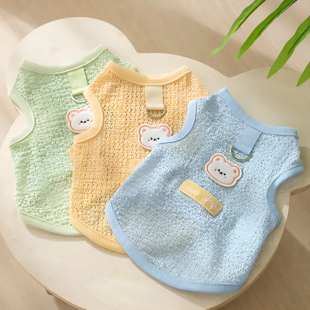 Green cat clothes with hollowed-out bear patch design made from knitted fabric