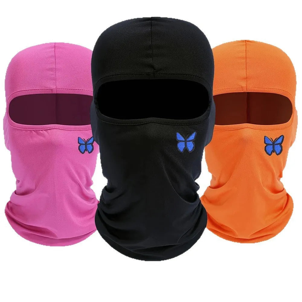 Breathable polyester sleeve cap with no-roof crown, butterfly element, available in eight colours.