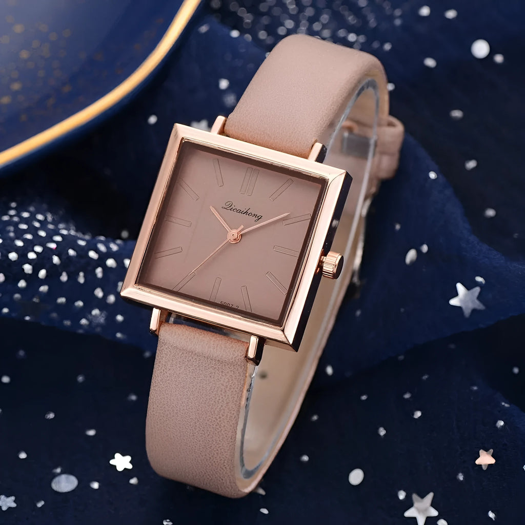 Square women's bracelet watch with leather strap, quartz movement, 2.8cm dial, available in seven colours