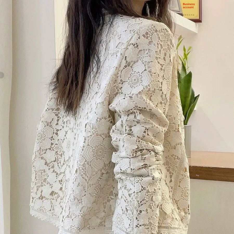 Women's apricot Chinese lace crocheted short coat with long sleeves and slim fit, sizes M to 3XL