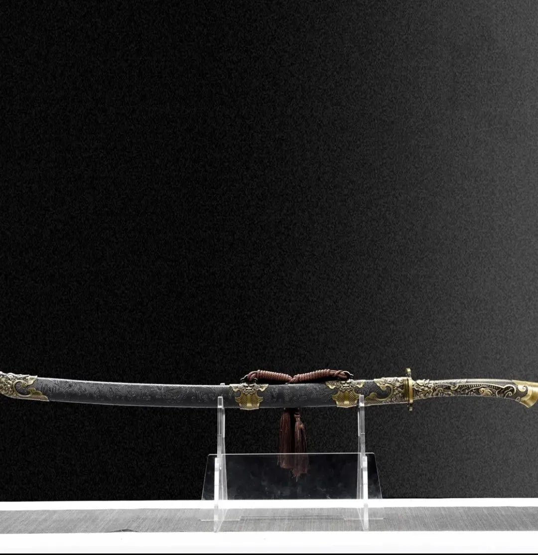 Fulong Wild Goose Feather Saber with integral keel, 108cm length, unsharpened high manganese steel blade, and leather-covered scabbard
