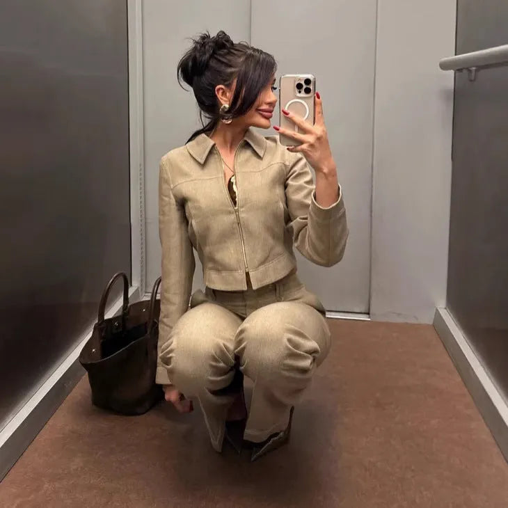 Women's herringbone pattern summer suit set with 3D embroidery and straight-leg trousers