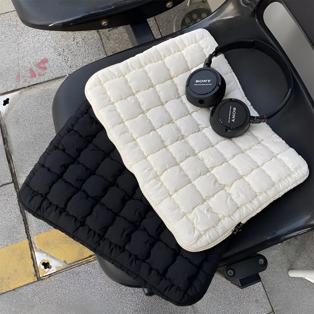 Black nylon laptop bag with cloud cotton interior storage for 15.6-inch computers
