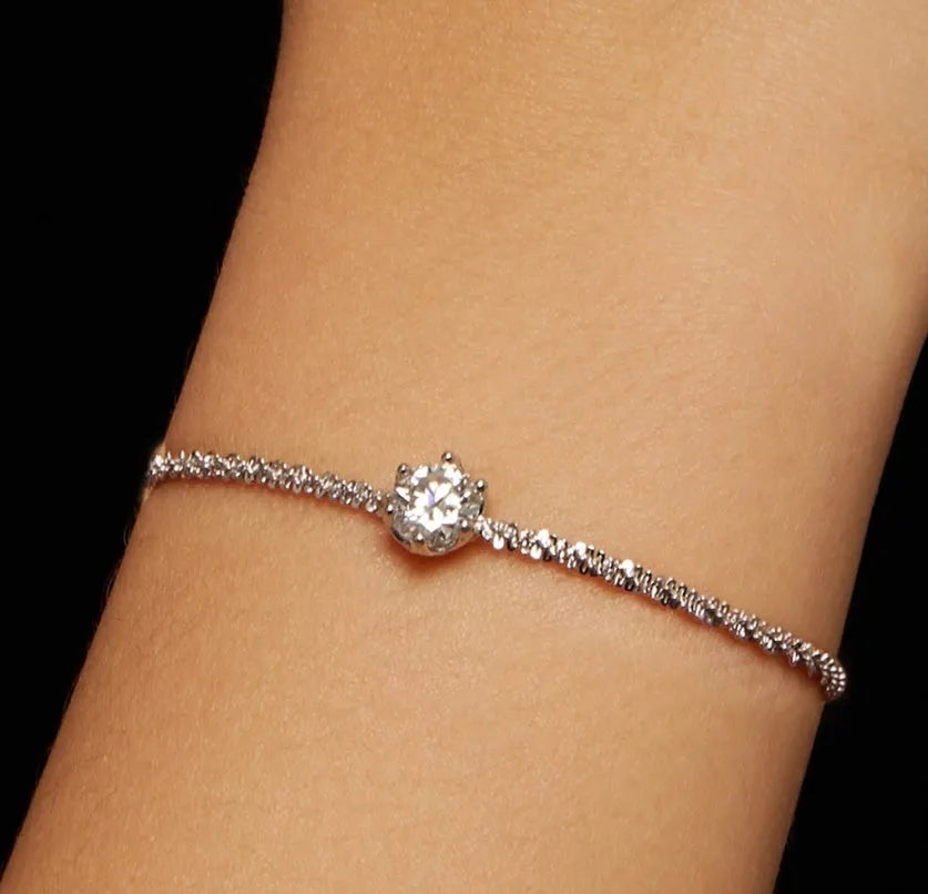 925 silver bracelet with round 1 Karat stone in six-claw setting, electroplated finish, simple style