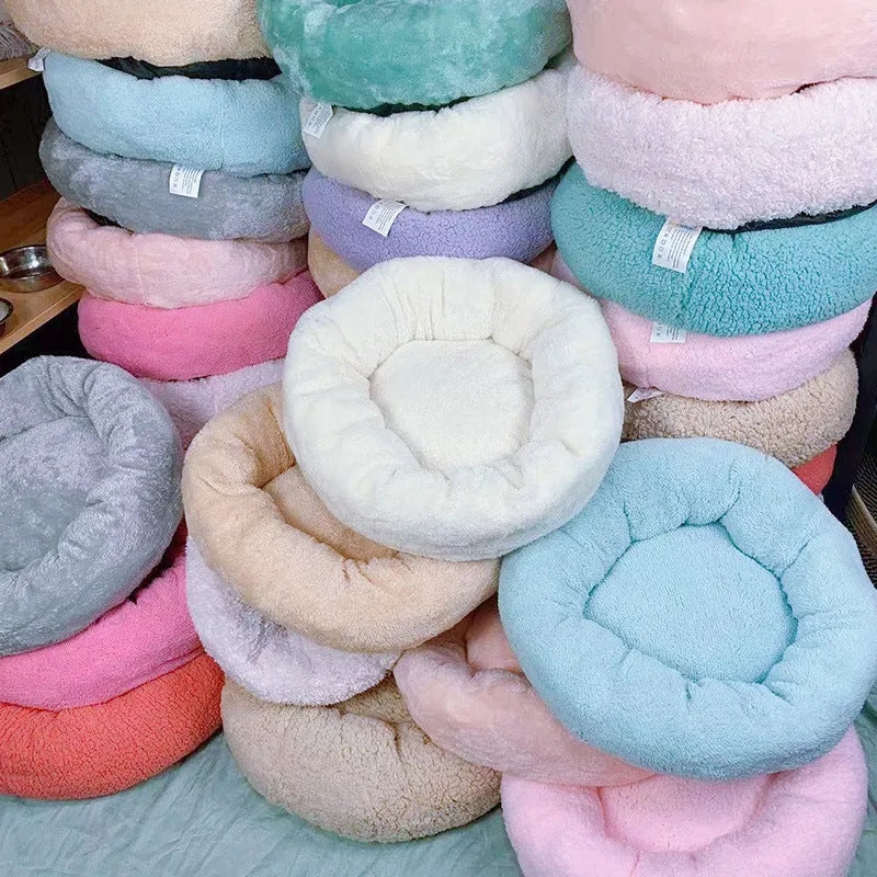 Round cloth dog mat in S 35cm, M 45cm, or L 58cm, random colour, one pet pad per order