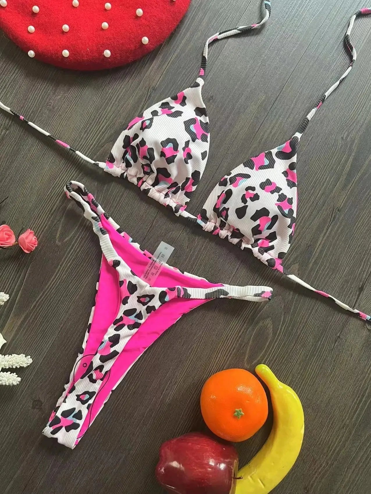 Women's printed quick-dry bikini set with high elasticity nylon fabric and cotton lining for swimming