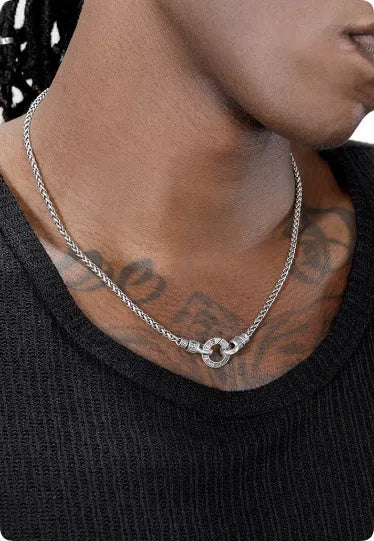 Silver sterling S925 clavicle necklace with fine chain and pendant, shown at various lengths.