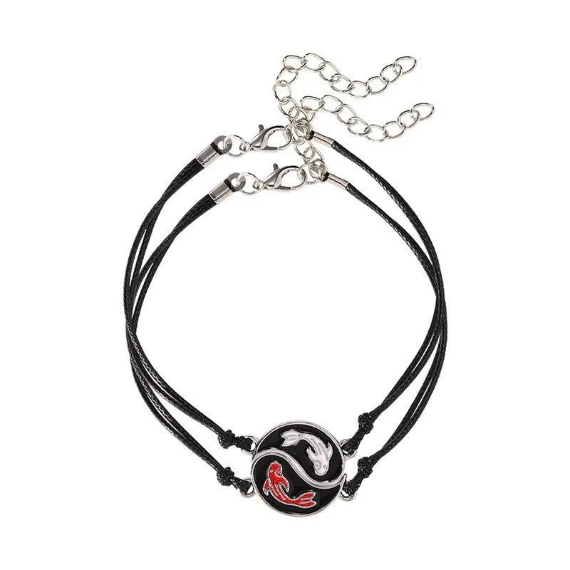 Geometric eight-diagram alloy bracelet with electroplated finish in unisex design