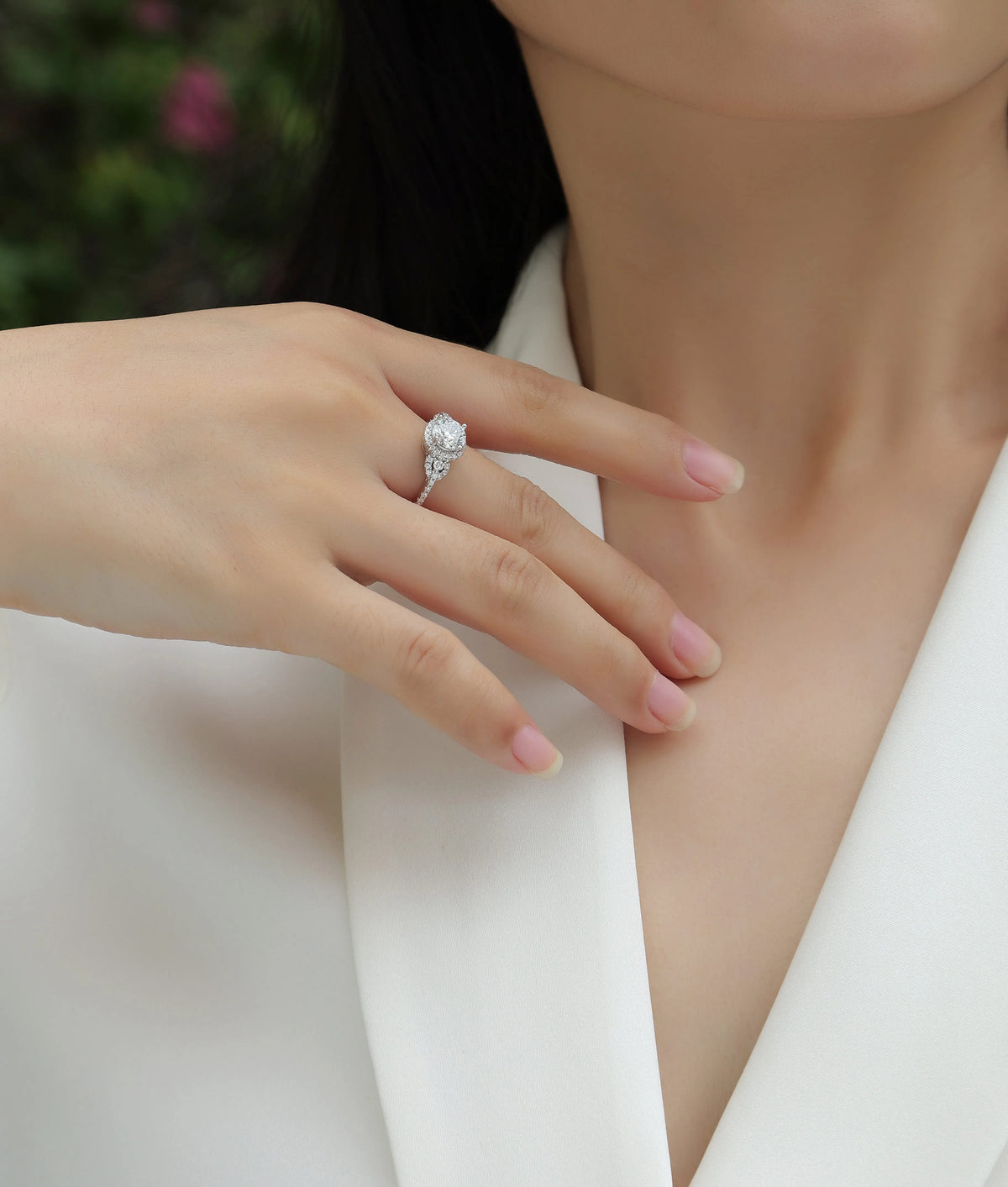 1 carat moissanite ring in S925 silver with platinum plating, sizes 5 to 9, 3.2 grams, with GRA certificate and gift box